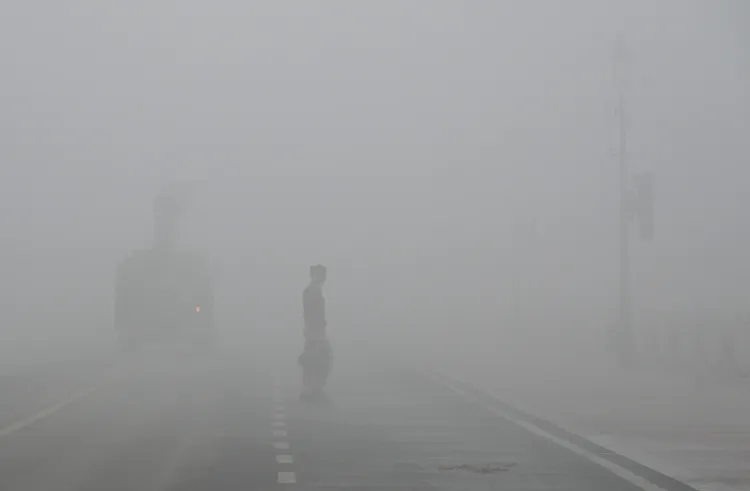 Could Dense Fog Be the Cause of 128 Flight Cancellations at Delhi Airport and Train Delays Across the Country?