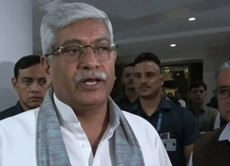 क्या अटल बिहारी वाजपेयी और डॉ. कलाम का योगदान देश के विकास में अमूल्य है?