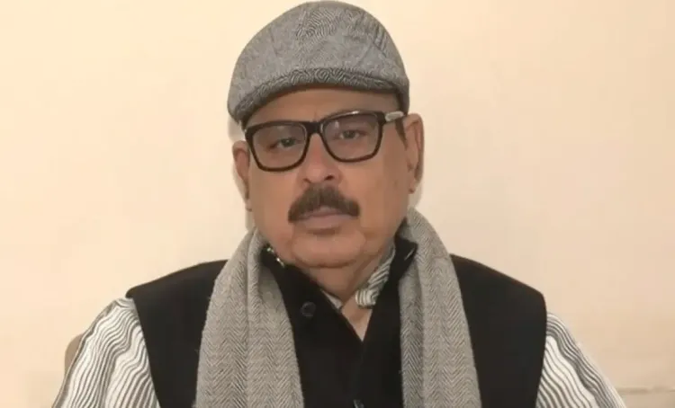 क्या देश संविधान से चलता है, धार्मिक ग्रंथों से नहीं? : तारिक अनवर