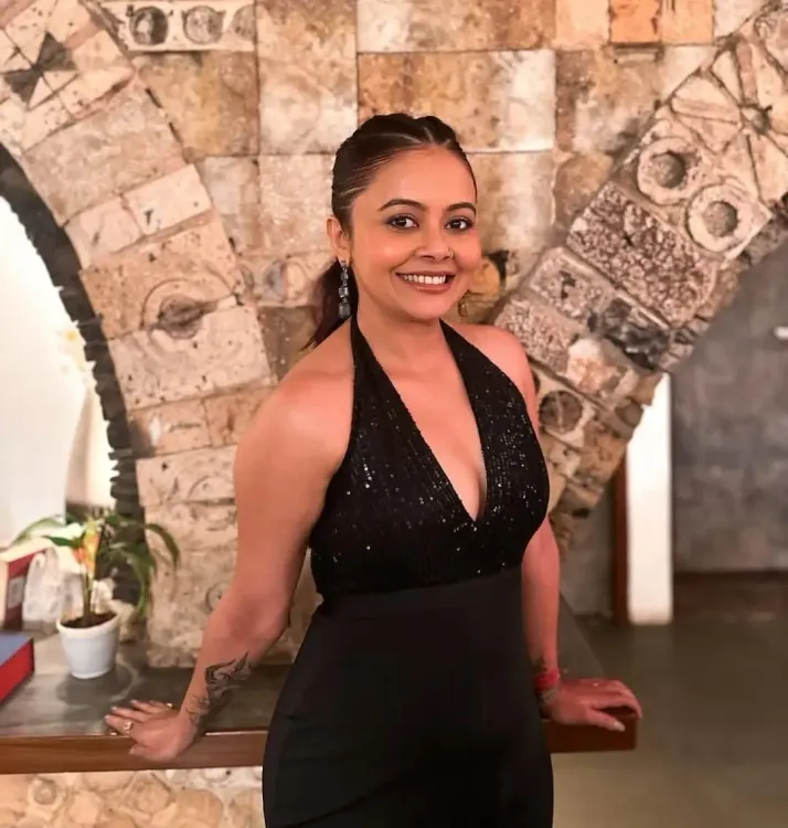 Devoleena Bhattacharjee defends women's right to celebrate Karwa Chauth