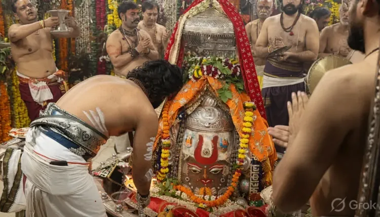 देवशयनी एकादशी पर महाकाल का वैष्णव तिलक से शृंगार, चातुर्मास में शिव संभालेंगे सृष्टि का भार
