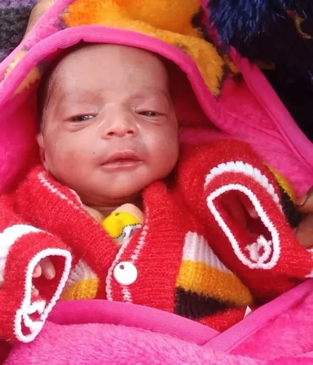 क्या धनबाद के मेडिकल कॉलेज हॉस्पिटल से चुराया गया नवजात बरामद हुआ?