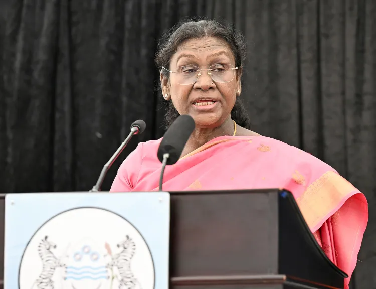 क्या अभिनेता धर्मेंद्र का निधन भारतीय सिनेमा के लिए एक बड़ी क्षति है?