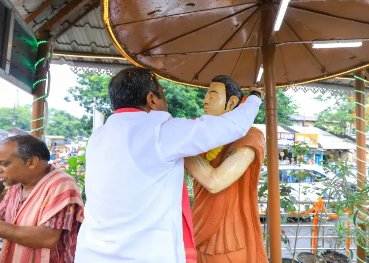 Dharmendra Pradhan pays tribute to saint-poet Bhima Bhoi in Redhakhol