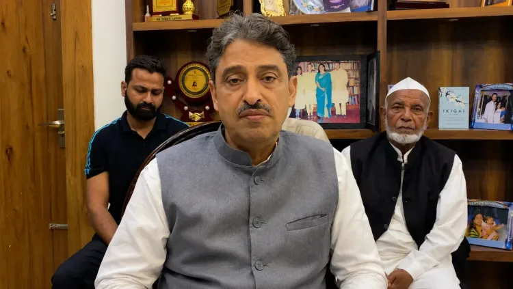 वक्फ और मंदिर संपत्तियों पर 'कब्जे की साजिश': इमरान मसूद ने केंद्र व यूपी सरकार पर लगाए गंभीर आरोप