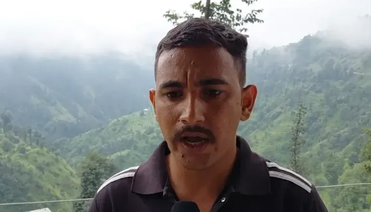 घुट्टू गांव नेटवर्क संकट: कठुआ के इस गांव में डिजिटल इंडिया बेअसर, शिक्षा-स्वास्थ्य दोनों प्रभावित