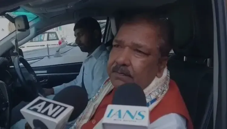 Dilip Jaiswal Critiques Lalu Prasad's Opposition to Waqf Amendment Bill