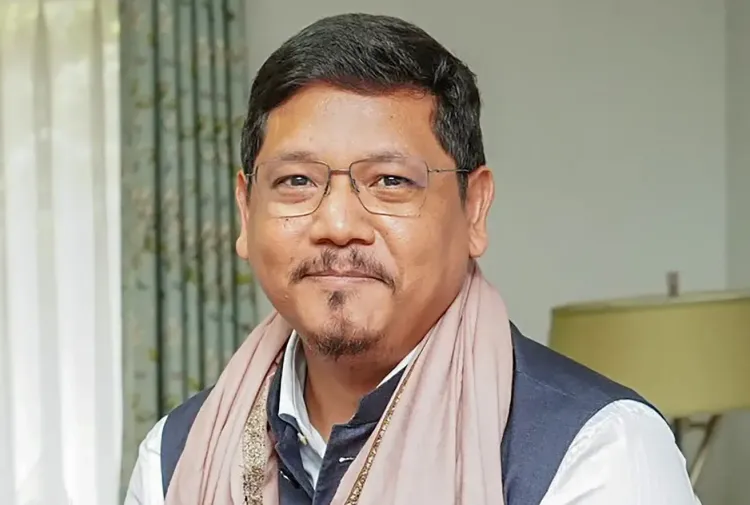 Is the distribution of land pattas in Garo Hills a satisfying moment?