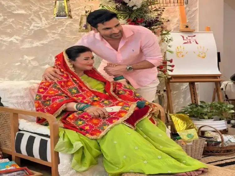 दिव्यांका त्रिपाठी के बेबी शॉवर में टीवी सितारों का जमावड़ा, 'ये हैं मोहब्बतें' की पूरी टीम शामिल