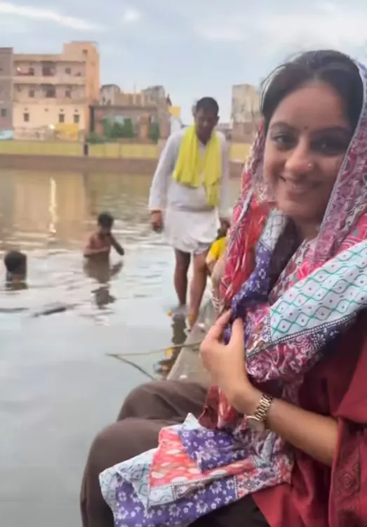 Deepika Singh's Vrindavan spiritual journey: seva at Radha Kund