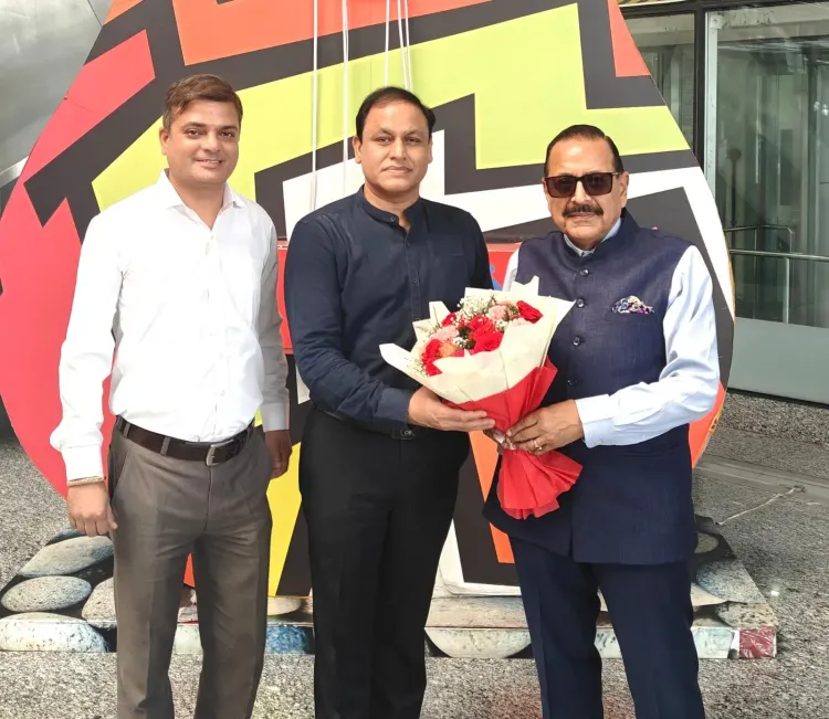 Dr. Jitendra Singh Arrives in Chandigarh, Meets BJP and UT Officials