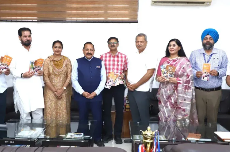 Dr. Jitendra Singh Honours Chandigarh Professionals