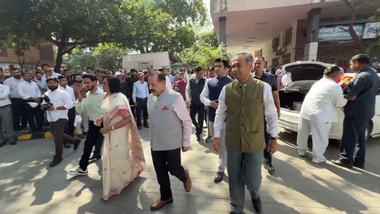 Dr. Jitendra Singh Reviews Special Swachhata Campaign at Loknayak Bhavan
