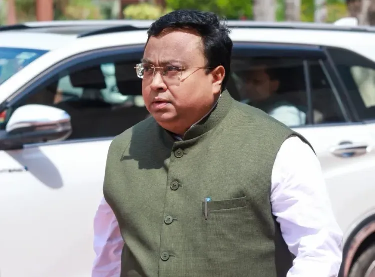 ब्रह्मपुर हवाई अड्डे के विकास की माँग: डॉ. सस्मित पात्रा ने नागरिक उड्डयन मंत्री को सौंपा विस्तृत ज्ञापन