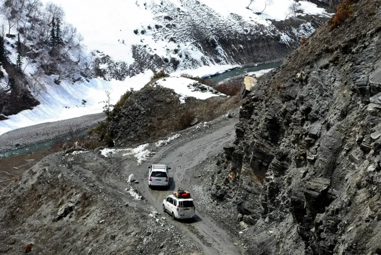 Truck plunges into 400-ft gorge near Zojila Pass; driver and helper survive