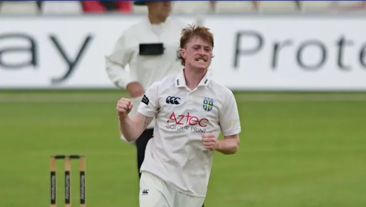 Durham sign fast-bowler Luke Robinson on two-year deal until 2028