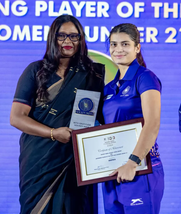 Deepika's Ambition Shines After Winning HI Upcoming Player of the Year Award