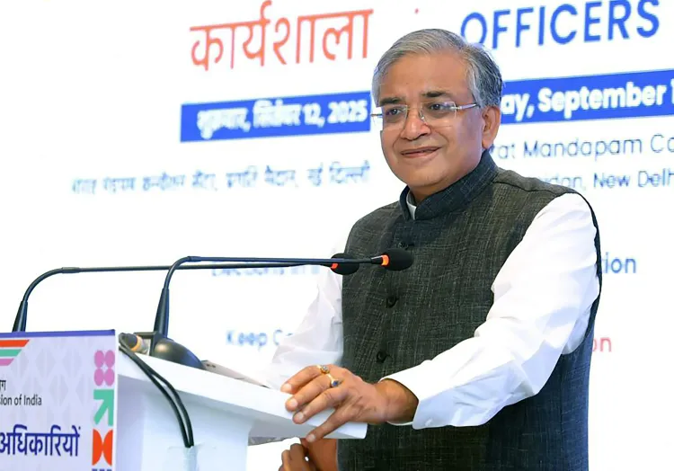 क्या ईसीआई ने बिहार चुनाव के लिए केंद्रीय पर्यवेक्षकों को निर्देश दिए?