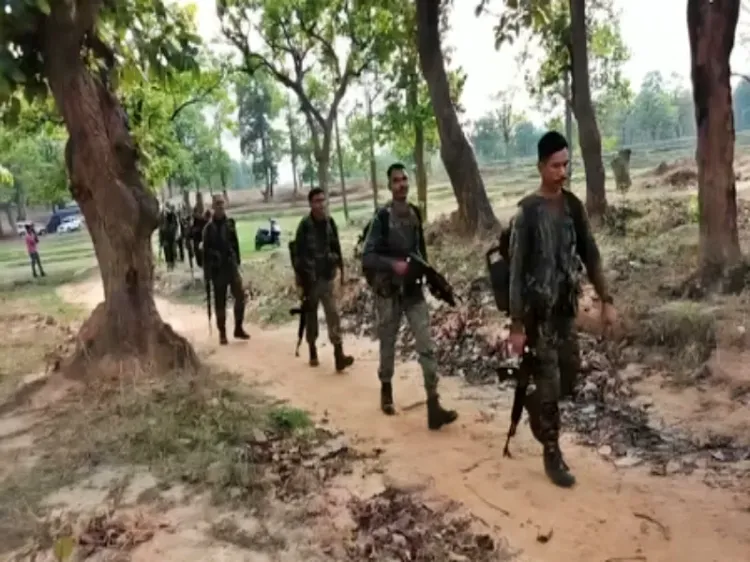What Does the En Masse Surrender of 71 Maoists Mean for Chhattisgarh's Anti-LWE Efforts?
