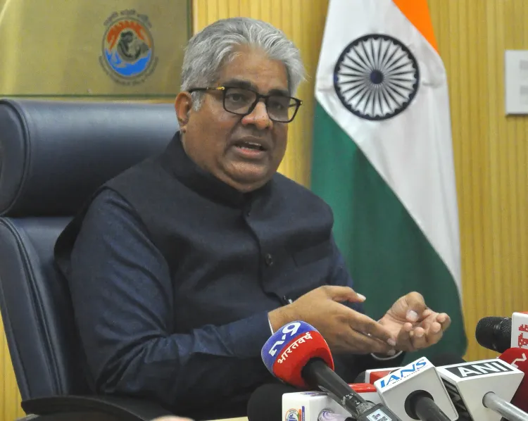 What Did the Environment Minister Say About the Supreme Court's Order on the Aravalli Issue?