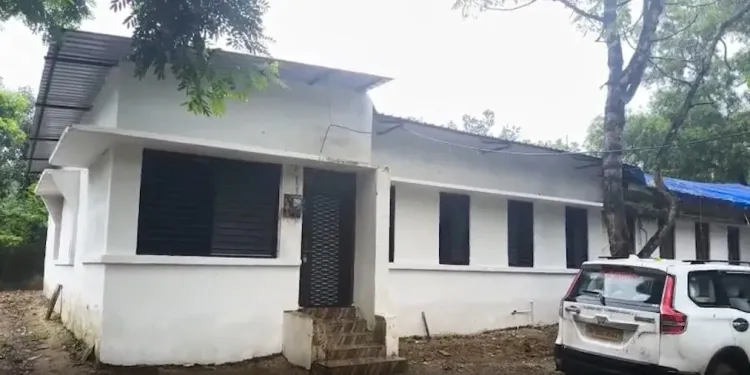 EOW raids PWD engineer's premises in MP, recovers ₹2.5 lakh cash and Scorpio SUV
