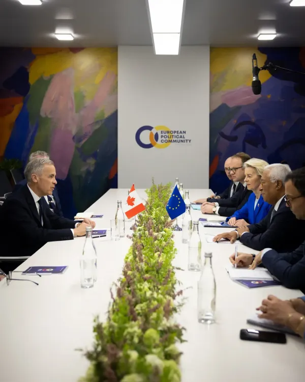 EU invites Canada to become bloc's first associate member