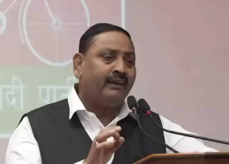 Ex-BJP MP Dharmendra Kashyap joins SP; Akhilesh calls it 'BJP's downfall'