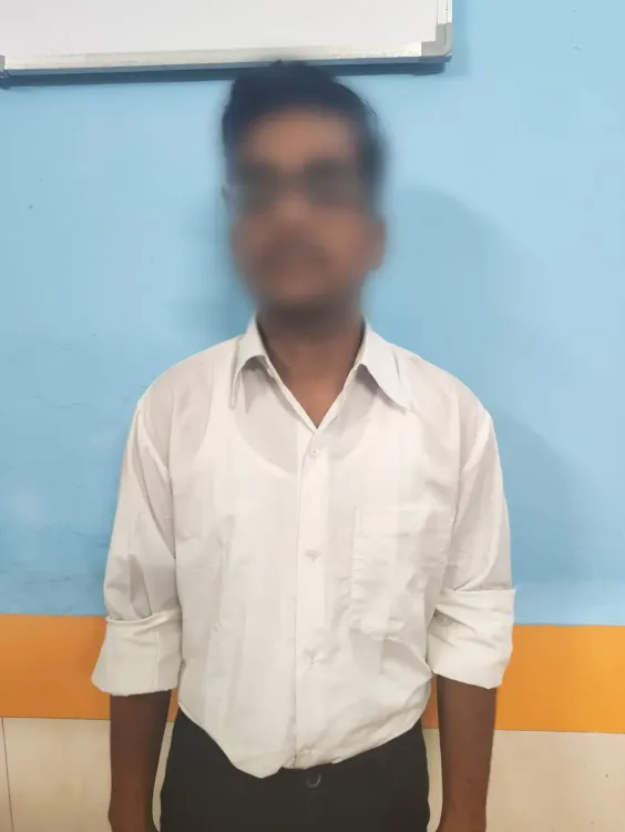 Fake TTE caught at Rampurhat station used AI to forge railway ID cards