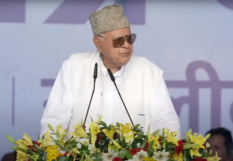 क्या फारुक अब्दुल्ला ने जम्मू संभाग में नए जिले बनाने की मांग पर महबूबा मुफ्ती को जवाब दिया?