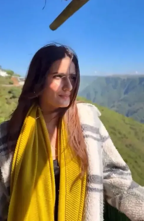Fatima Sana shares playful hill shoot moments on Instagram