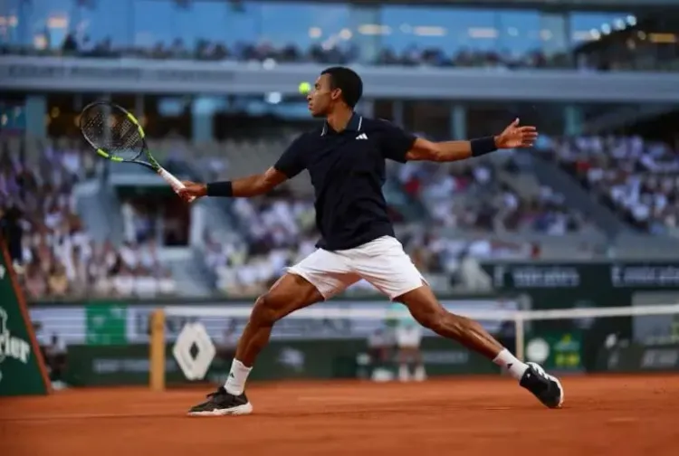 Auger-Aliassime, Berrettini, Cerundolo reach Roland-Garros fourth round