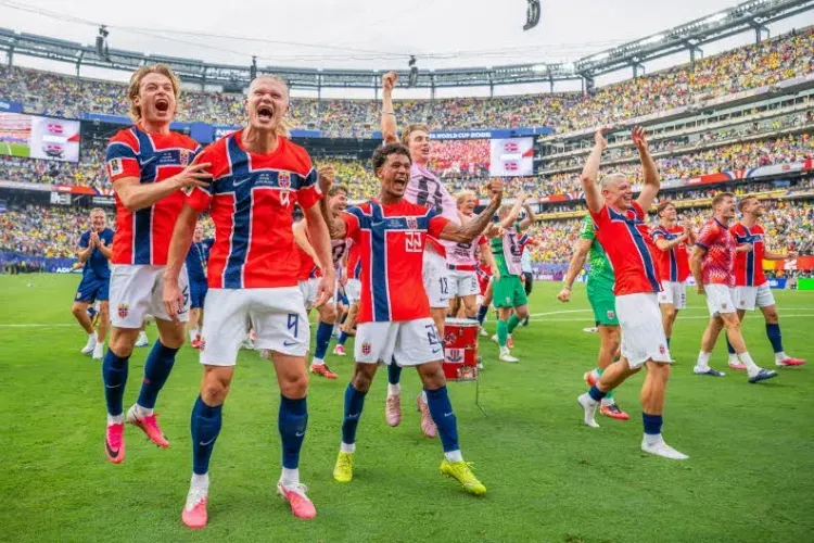 Haaland brace sends Norway past Brazil 2-1 into first-ever FIFA WC QF