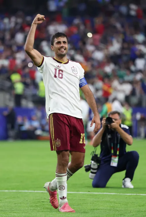 FIFA WC semi-final: Rodri lauds 'sensational' Yamal, slams referee leniency after Spain's 2-0 win