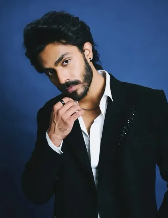 फिल्म 'निशानची': ऐश्वर्य ठाकरे ने डेब्यू में जीता पहला बड़ा अवॉर्ड