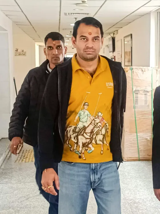FIR against Tej Pratap Yadav in Patna for alleged forced entry, death threats
