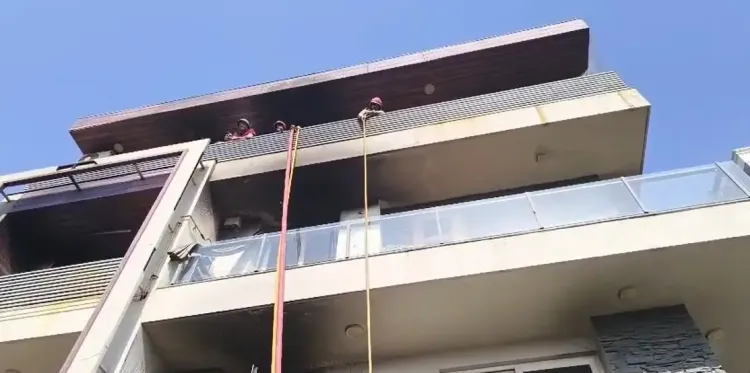 Delhi Vivek Vihar fire kills 9: Blaze traps residents on 2nd floor at 4 am