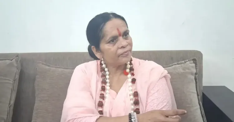फ्लाईदुबई हादसे पर साध्वी प्राची की मांग: कैप्टन स्मित मच्छार की बहादुरी को सलाम, निष्पक्ष जांच ज़रूरी