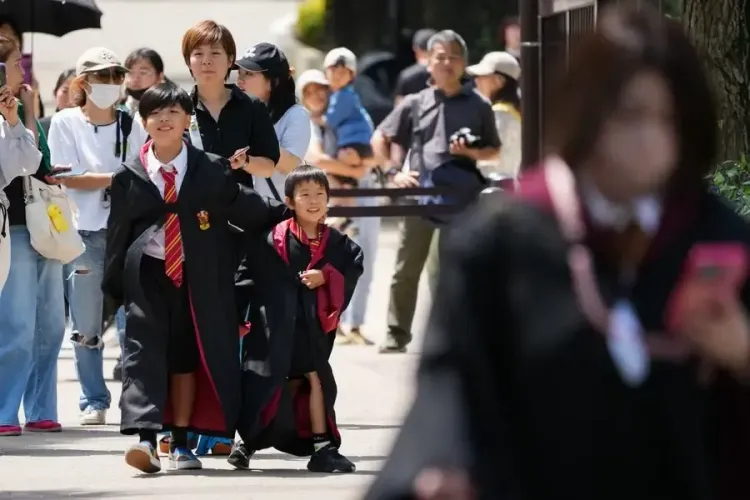 Over 600 Students and Staff Affected by Food Poisoning in Osaka Schools