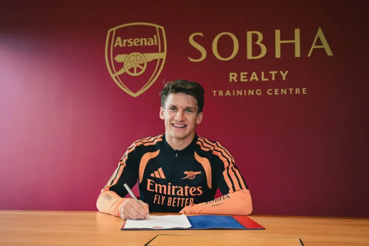 Arsenal sign Christos Tzolis from Club Brugge on long-term deal
