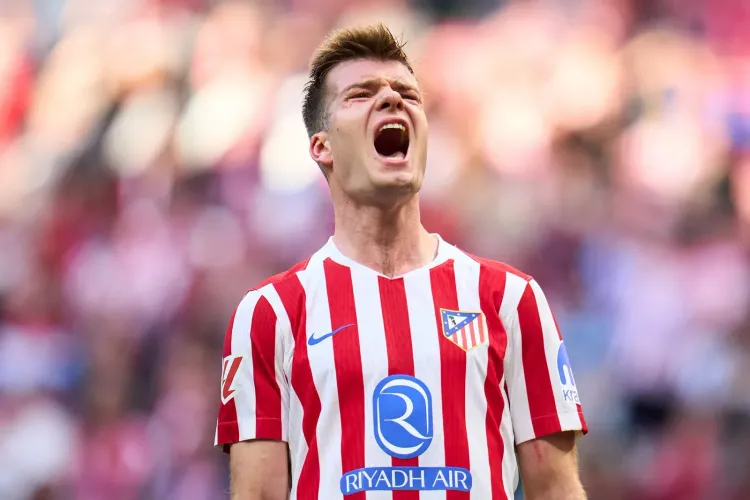 Sorloth muscle injury clouds Atletico Madrid's La Liga start