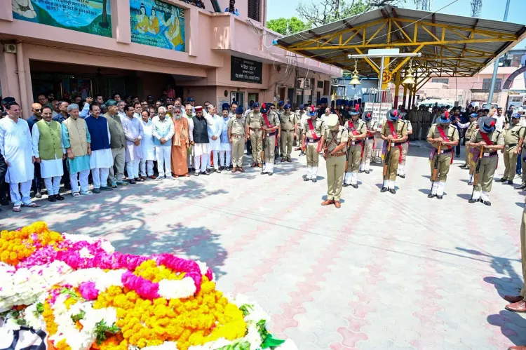 Bhuvan Chandra Khanduri cremated with full military honours in Haridwar