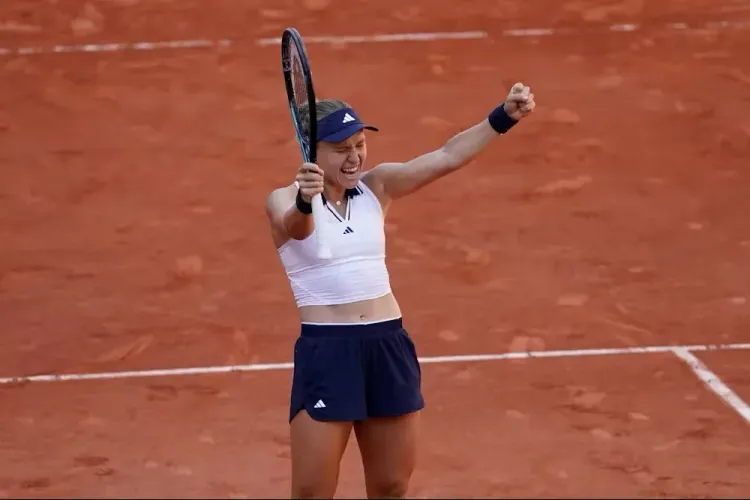 French Open 2025: Starodubtseva stuns No.2 Rybakina in epic comeback