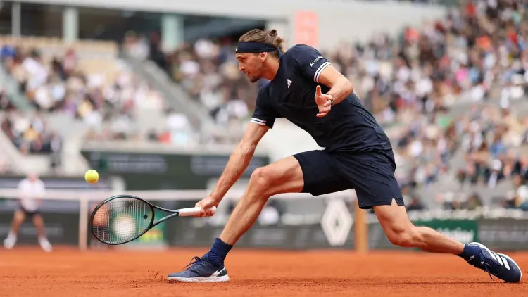French Open 2025: Zverev beats Mensik in four sets, reaches final