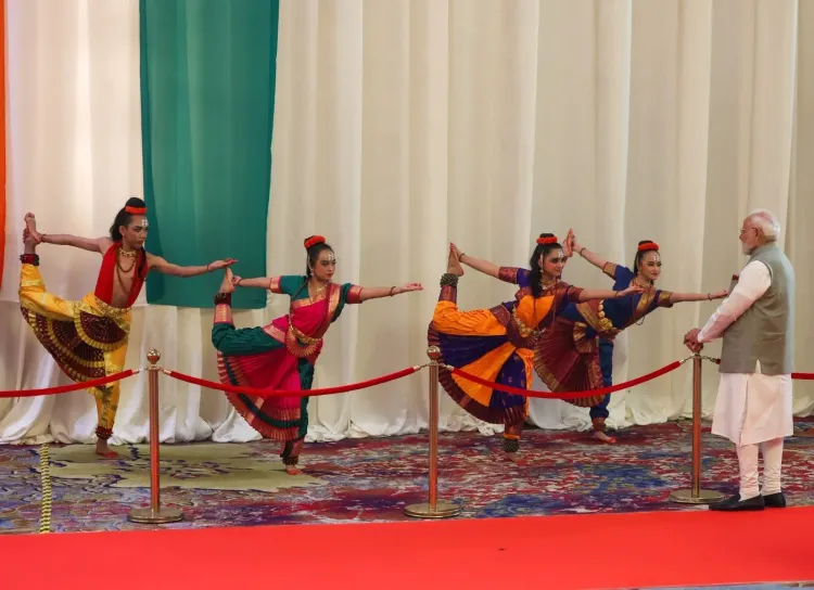 PM Modi in Jakarta: Wayang Kulit, Bharatanatyam mark cultural welcome