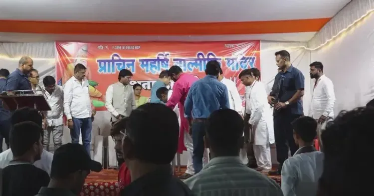 Gadkari addresses Maharshi Valmiki Janmotsav in Nagpur