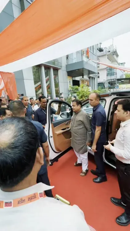Gadkari inaugurates Health Vadi wellness initiative in Noida