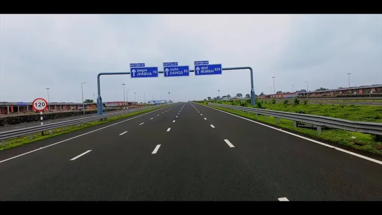 Gadkari inspects Delhi-Mumbai Expressway packages in MP, Gujarat