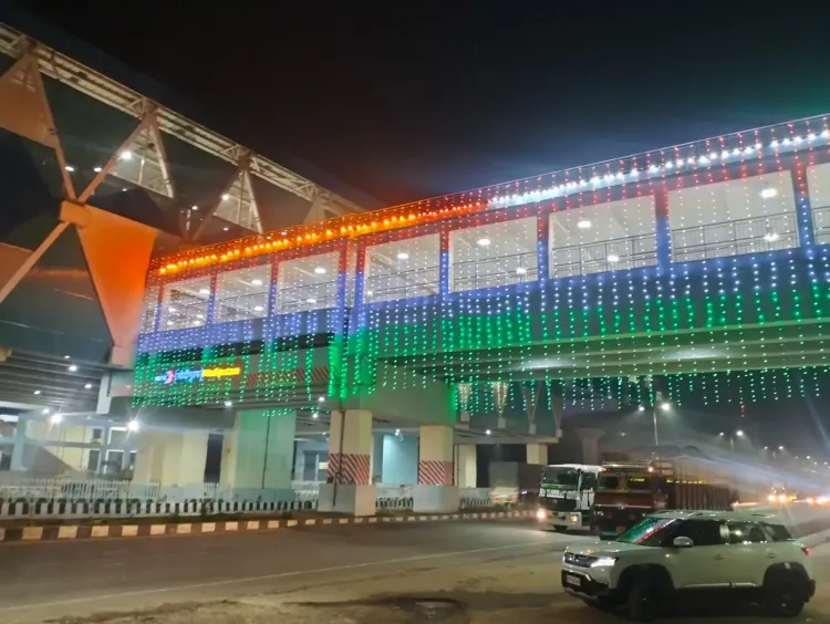 क्या गणतंत्र दिवस पर नमो भारत स्टेशन ने तिरंगे की रोशनी में रौनक बिखेरी?