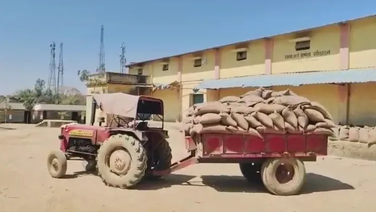 क्या झारखंड के गढ़वा में गोदाम से गायब हुआ नौ हजार क्विंटल अनाज?