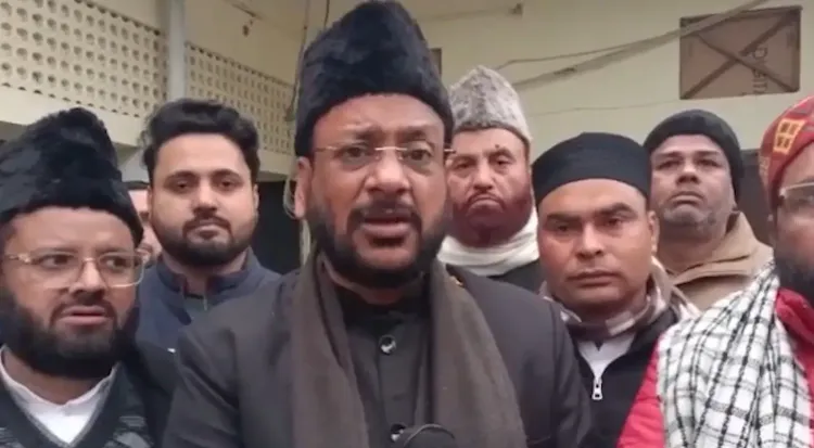 क्या गरीब मुसलमानों को सशक्त बनाने के लिए वक्फ की संपत्ति का सही इस्तेमाल जरूरी है?